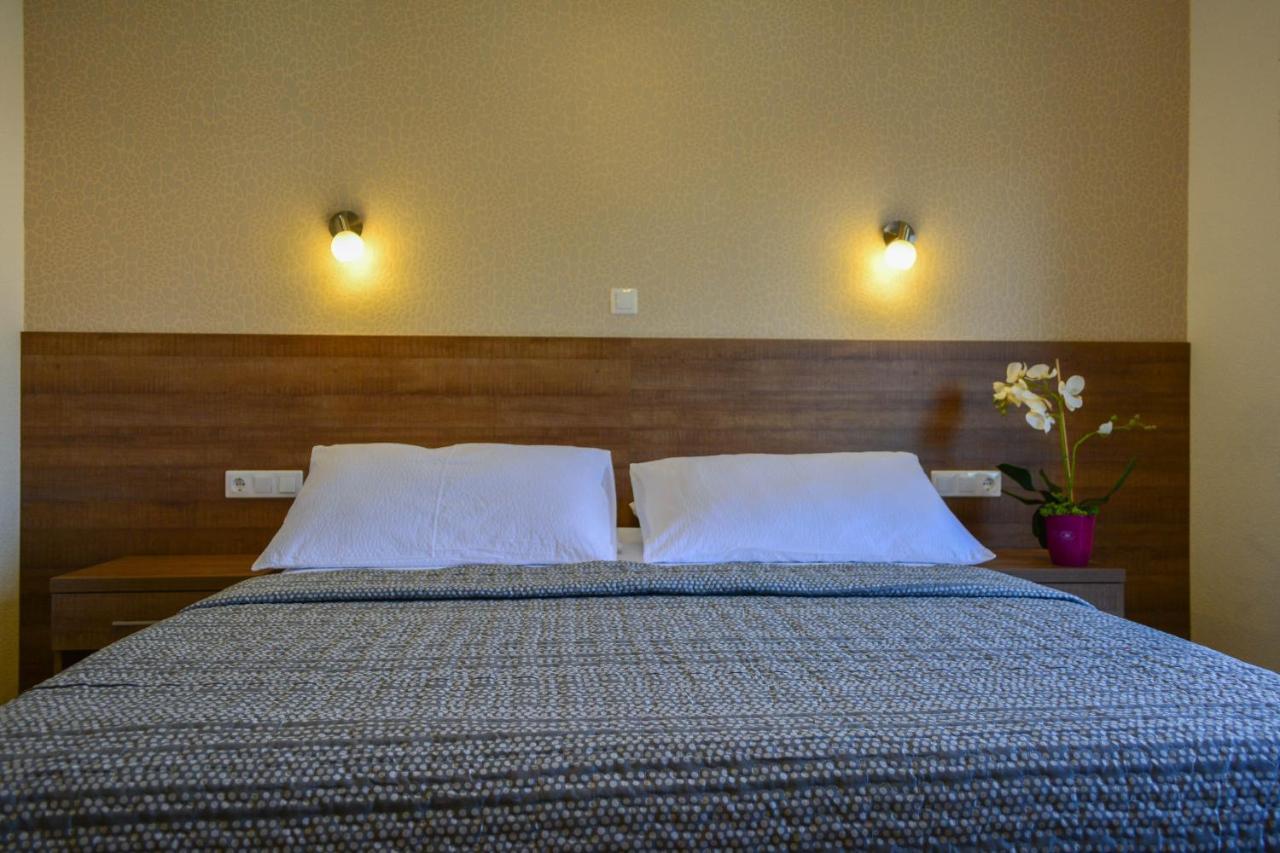 Luxury Apartments Villa Tea トロギール エクステリア 写真