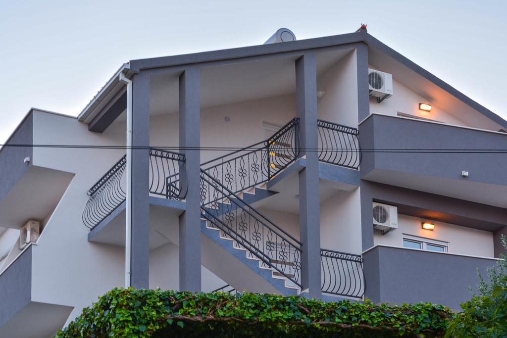 Luxury Apartments Villa Tea トロギール エクステリア 写真