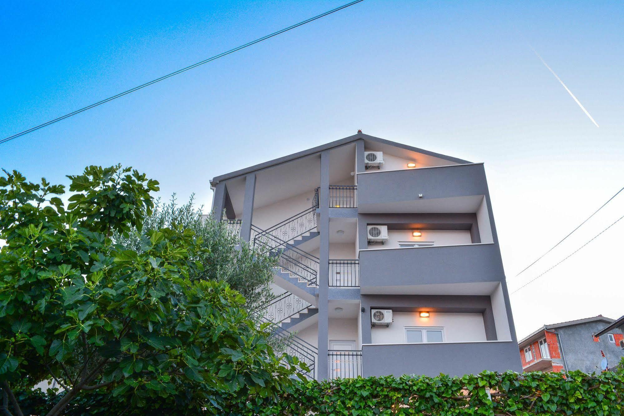 Luxury Apartments Villa Tea トロギール エクステリア 写真
