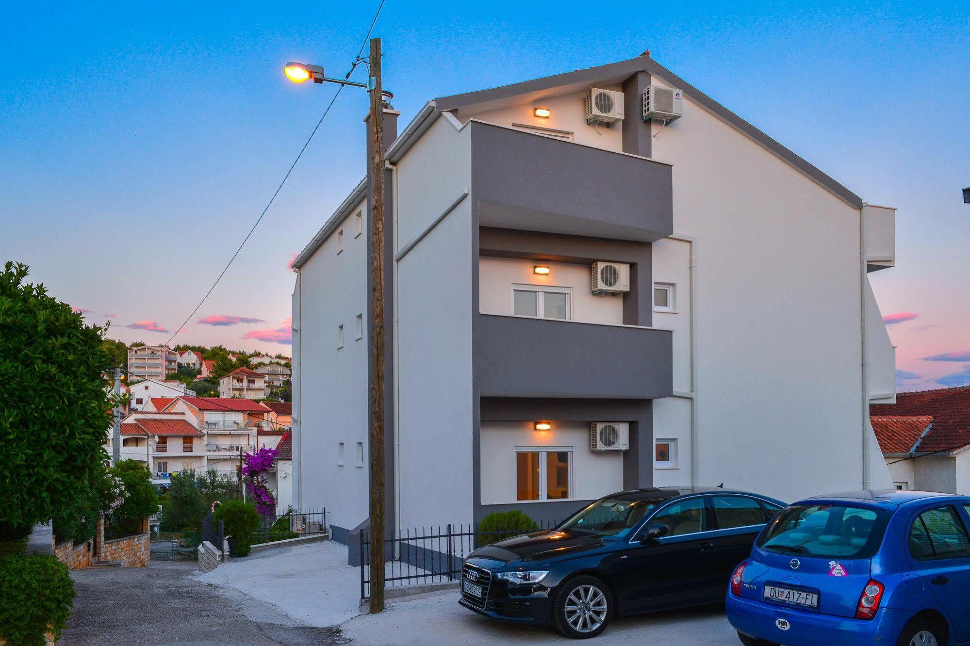 Luxury Apartments Villa Tea トロギール エクステリア 写真