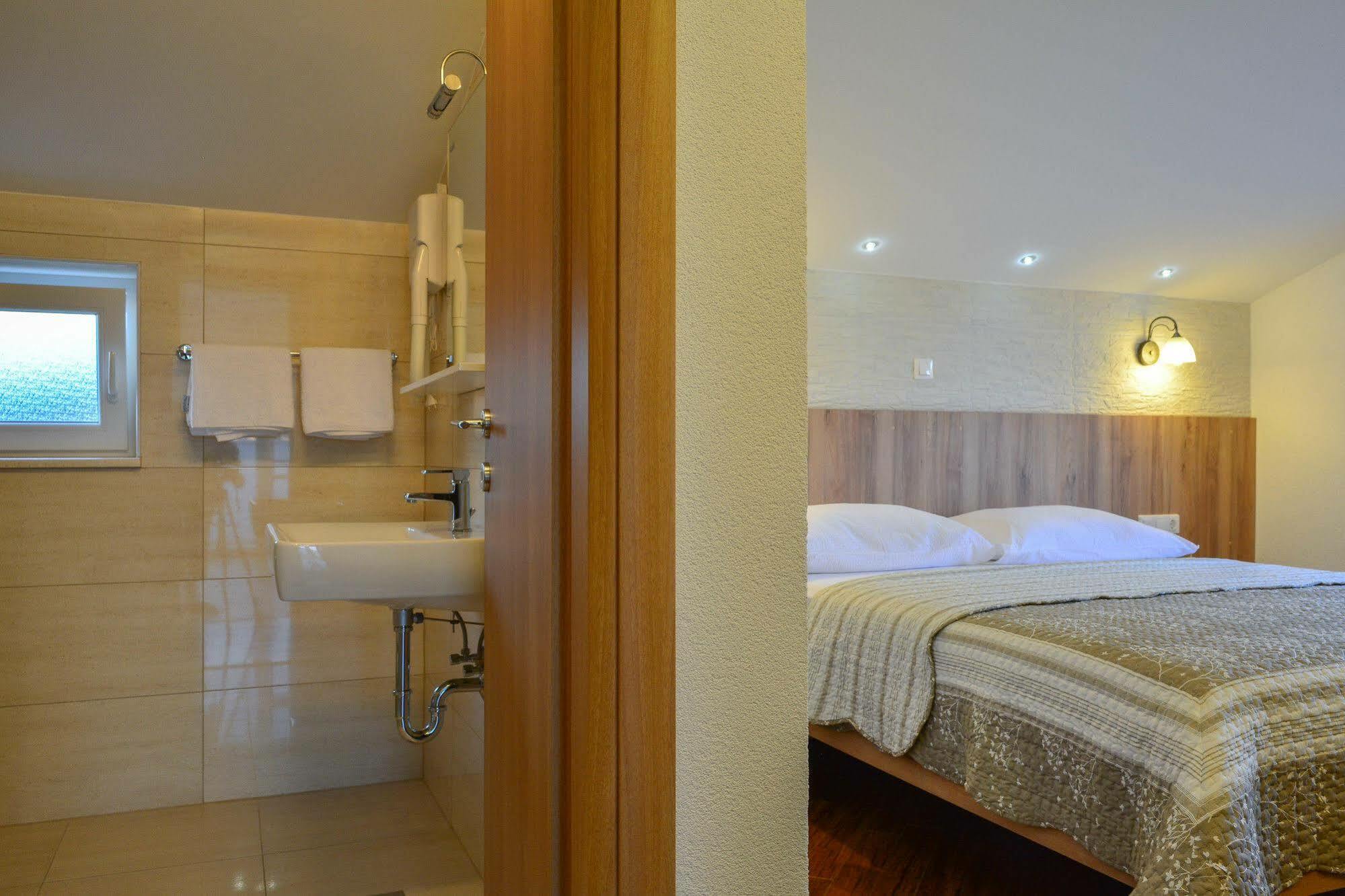 Luxury Apartments Villa Tea トロギール エクステリア 写真