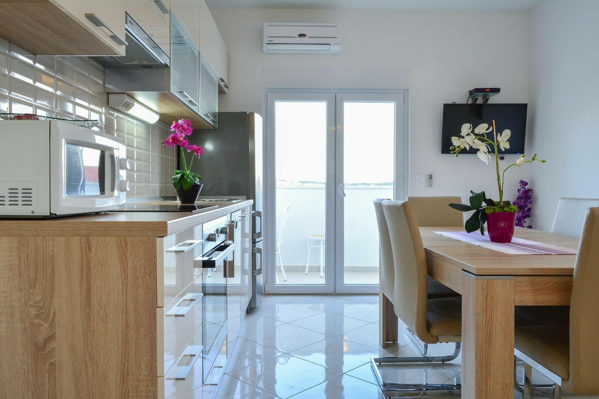 Luxury Apartments Villa Tea トロギール エクステリア 写真